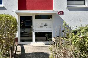 Gepflegte 3-Zimmer-Wohnung im Aalborgring in Kiel-Mettenhof – Aalborgring 24, 24109 Mettenhof, Kiel – Vorschaubild 2