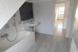 Ansprechende 2-Zimmer DACHGESCHOSS--Wohnung in Essen Holsterhausen – Rembrandtstr. 41, 45147 Essen – Vorschaubild 10