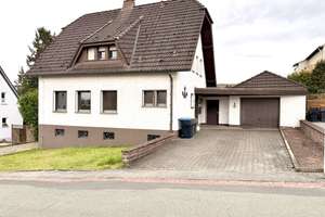 Exklusives Wohnglück in Lendringsen: Einziehen & Aufatmen! – Die vollständige Adresse der Immobilie erhältst du vom Anbieter., 58710 Menden (Sauerland) – Vorschaubild 1