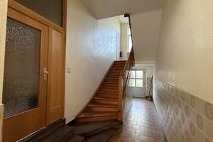 KA-Durlach! Zentral gelegenes Dreifamilienhaus mit ausgebautem DG, Balkonen und Garten – Die vollständige Adresse der Immobilie erhältst du vom Anbieter., 76227 Durlach, Karlsruhe – Vorschaubild 5