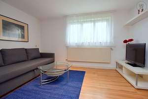 Schön möblierte Einliegerwohnung in Stuttgart Feuerbach – Die vollständige Adresse der Immobilie erhältst du vom Anbieter., 70469 Lemberg/Föhrich, Stuttgart – Vorschaubild 1
