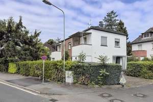 Freistehendes Wohnhaus in Frankfurt ruhige lage mit großem Baugrundstück – Wilhelmsbader Weg 3, 60386 Fechenheim, Frankfurt am Main – Vorschaubild 3
