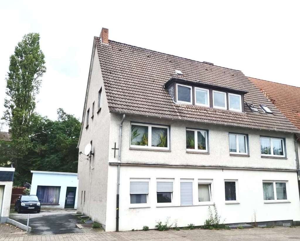 Gepflegtes Mehrfamilienhaus, 6 Parteien , top vermietet in Lünen, nähe Dortmund /aufstrebende Lage.