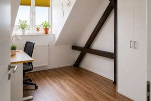 Großzügige 3-Zimmer-Dachgeschosswohnung mit überdachtem Balkon in Erfurt-Ilversgehofen – Feldstraße 15a, 99082 Ilversgehofen, Erfurt – Vorschaubild 6