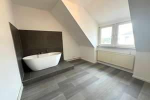 HANNOVER-DÖHREN:  3 Zi. Komfort-WHG in guter Lage – Die vollständige Adresse der Immobilie erhältst du vom Anbieter., 30519 Döhren, Hannover – Vorschaubild 2