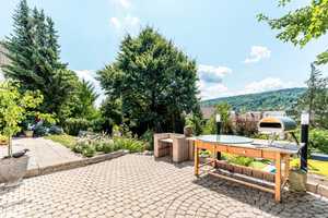 URLAUBSGEFÜHL – Stilvolles Haus mit XXL-Pool, sonnigem Garten, Garage und Naturblick in Remshalden – Rems-Murr-Kreis – Vorschaubild 7