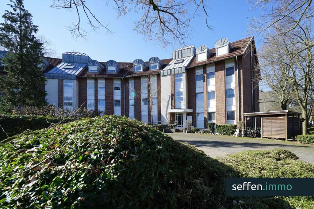 Immobilie in Hürth - *Gepflegt, barrierefrei & ruhig gelegen: 1,5 Zimmer Etagenwohnung mit Loggia & Außenstellplatz* - Bild 0