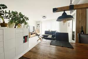 Top gepflegte 2-Zimmer-Wohnung  * großer Balkon * TG* Aufzug – Die vollständige Adresse der Immobilie erhältst du vom Anbieter., 70439 Stammheim-Mitte, Stuttgart – Vorschaubild 2