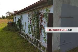 IMMOBERLIN.DE - Sanierungsbedürftiges Einfamilienhaus mit großzügigem Garten in ländlicher Lage – Die vollständige Adresse der Immobilie erhältst du vom Anbieter., 16515 Oranienburg – Vorschaubild 3