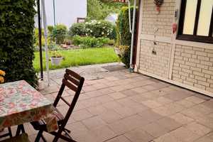 Freistehendes Einfamilienhaus mit Garage und geschlossenem Carport – Kassel (Kreis) – Vorschaubild 3