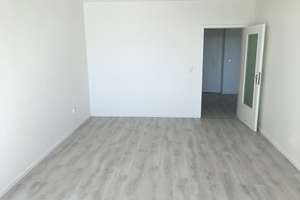 Bemerode, Bindingweg, vermietete 2 Zi-ETW, 62 m², Balkon mit Fernblick,  7. OG, Stellplatz – Bindingweg 1, 30559 Bemerode, Hannover – Vorschaubild 4