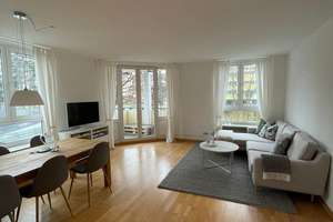 Helle, ruhige 3-Zimmer-Wohnung mit Balkonen und zwei extra Tiefgaragenstellplätzen in Haidhausen