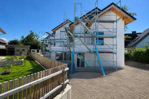 Erstbezug 2026: Großzügiges Architektenhaus in Massivbauweise – Die vollständige Adresse der Immobilie erhältst du vom Anbieter., 82538 Geretsried – Vorschaubild 1