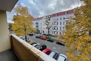 Charmantes Objekt mit viel Potenzial – Renovierungsbedürftig, aber viel Raum für Gestaltung! – Burgemeisterstr. 11, 12103 Tempelhof, Berlin – Vorschaubild 4