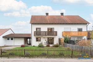 Familienfreundliche DHH mit Garten, Garage und Vollkeller – bezugsfertig! – Die vollständige Adresse der Immobilie erhältst du vom Anbieter., 84069 Schierling – Vorschaubild 1