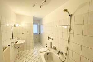 Geräumige EG-Wohnung mit EBK, kleinem Außenbereich und auf Wunsch Garage – Die vollständige Adresse der Immobilie erhältst du vom Anbieter., 44145 Borsigplatz, Dortmund – Vorschaubild 16
