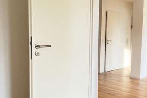 Attraktive 3-Zimmer-Wohnung in Bestlage von Wiesbaden-Bierstadt – sofort bezugsbereit mit Stellplatz – Die vollständige Adresse der Immobilie erhältst du vom Anbieter., 65191 Bierstadt, Wiesbaden – Vorschaubild 4