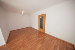 Preisgünstig und gepflegt! 1-Zimmer Appartement in sonniger Lage! – 96476 Bad Rodach – Vorschaubild 7