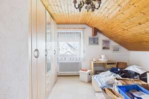 Großzügiges Einfamilienhaus mit Dachgeschoss Einliegerwohnung – Die vollständige Adresse der Immobilie erhältst du vom Anbieter., 85055 Mailing, Ingolstadt – Vorschaubild 15