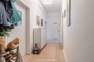 HINGUCKER: Gut vermietete und gepflegte Eigentumswohnung in der Karlsruher Südstadt – Die vollständige Adresse der Immobilie erhältst du vom Anbieter., 76137 Südstadt, Karlsruhe – Vorschaubild 2