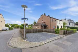 Eine gepflegte DHH + BV für Neubau mit ca. 150m² und Erweiterung des bestehenden Hauses – Die vollständige Adresse der Immobilie erhältst du vom Anbieter., 50739 Bilderstöckchen, Köln – Vorschaubild 3