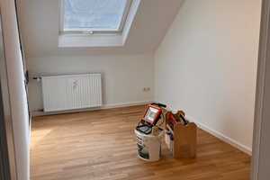 Schöne 4-Zimmer-DG-Wohnung in Krefeld – Melanchthonstraße 61, 47805 Dießem/Lehmheide, Krefeld – Vorschaubild 3
