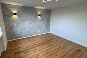 Frisch saniertes Wohnjuwel mit Alpenblick | 4 Zimmer | Süd-Loggia | 8. OG mit Aufzug – Eduard-Spranger-Straße 24, 80935 Lerchenau-Ost, München – Vorschaubild 7
