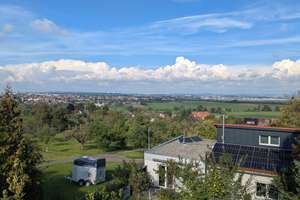 Spacious 5-room house with 185 m² / Großzügiges 5-Zimmer Haus mit 185 m² in Leinfelden-Echterdingen – Schurwaldstr. 34, 70771 Leinfelden-Echterdingen – Vorschaubild 2