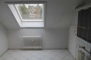 In ruhiger Lage wenige Minuten zum Unterbacher See – Vennstr.106 106, 40627 Unterbach, Düsseldorf – Vorschaubild 6