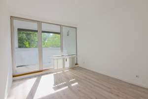 Charmante,   2 Zimmer  Dachgeschoss - Wohnung mit Balkon – Die vollständige Adresse der Immobilie erhältst du vom Anbieter., 47798 Stadtmitte, Krefeld – Vorschaubild 18