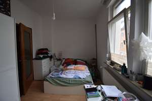 Schöne DG-Wohnung mit Bühne – Langobardenstraße 12, 70435 Zuffenhausen-Hohenstein, Stuttgart – Vorschaubild 7