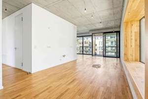 Architektur-Highlight am Mauerstreifen: Balkone, Sichtbeton, Privatsphäre & Weitblick – Die vollständige Adresse der Immobilie erhältst du vom Anbieter., 10435 Mitte (Ortsteil), Berlin – Vorschaubild 25