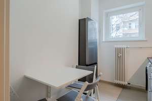 From 01.05 - Bright and Peaceful 3-rooms Apartment with Balcony – Die vollständige Adresse der Immobilie erhältst du vom Anbieter., 10715 Wilmersdorf, Berlin – Vorschaubild 24