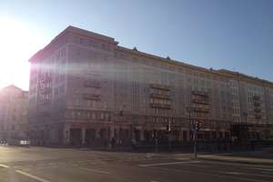 Schöne, helle 2-Zimmer Wohnung im berühmten Denkmalensemble Karl-Marx-Allee
