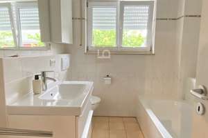 Wunderbare, großzügige 3 ZKB Am Haslangpark, Balkon, Tiefgarage, EBK, TOP-Lage IN-West – Dorothea-Schlözer-Str. 1, 85049 Friedrichshofen-Hollerstauden, Ingolstadt – Vorschaubild 9