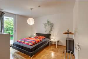 Möbliert: Möblierte Gartenwohnung mit Terrasse – Die vollständige Adresse der Immobilie erhältst du vom Anbieter., 80339 Westend, München – Vorschaubild 3