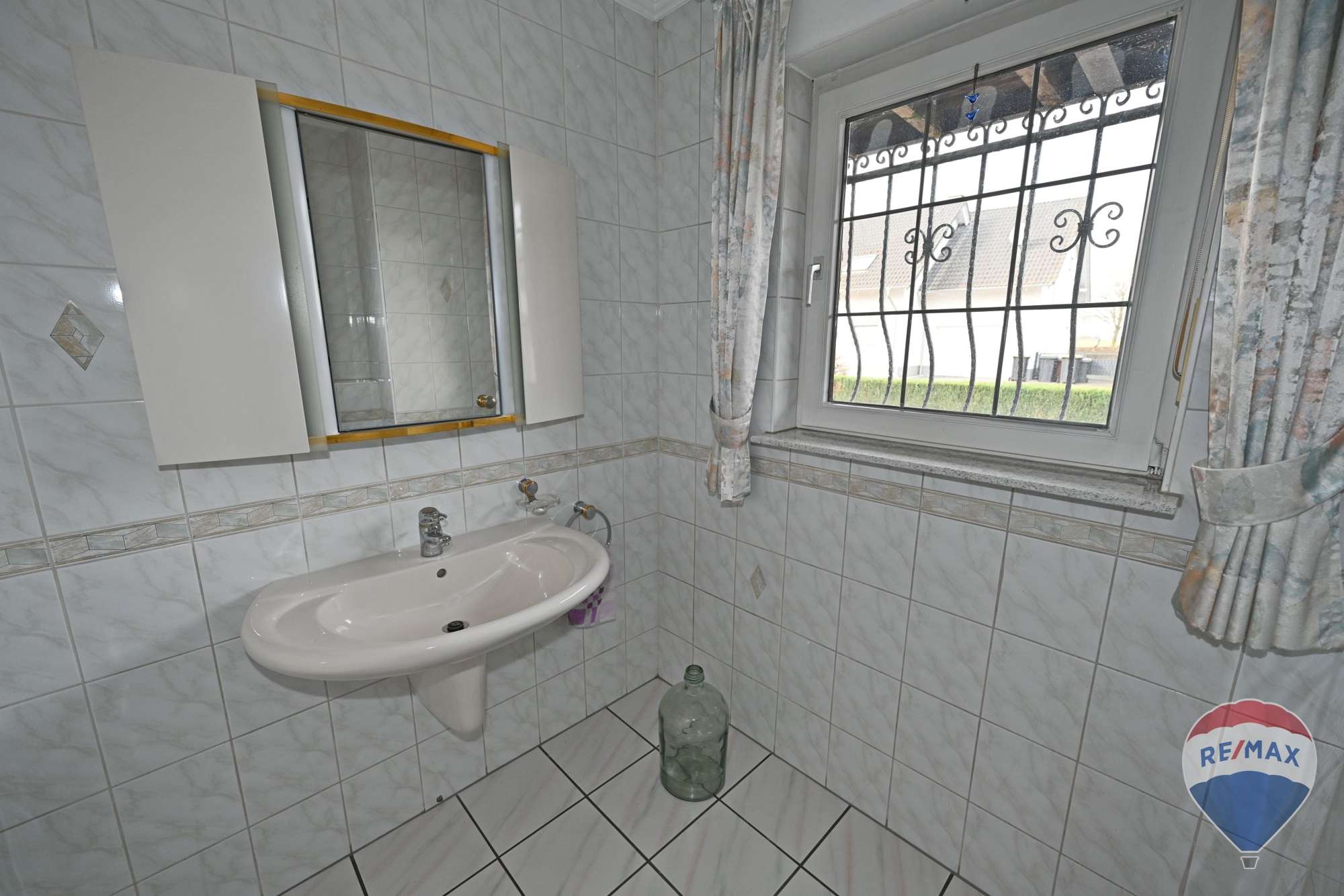 Immobilie in Uedem - Gepflegtes Einfamilienhaus mit Sommergarten, Vollkeller und großzügigem Grundstück in Uedem! - Bild 11