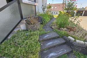 Tolles, freistehendes Einfamilienhaus mit Wintergarten, Terrasse und Garage in Ortsrandlage – Die vollständige Adresse der Immobilie erhältst du vom Anbieter., 71229 Leonberg – Vorschaubild 28