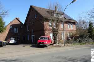 Zwei Häuser mit vier Wohnungen auf einem Grundstück  – Hauptstraße 6, 32694 Lippe (Kreis) – Vorschaubild 1