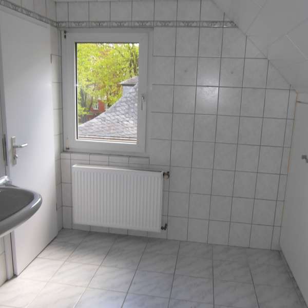 *** familienfreundliche 4-Zimmer-Maisonette-Wohnung mit Garten im beliebten Aachen-Brand ***