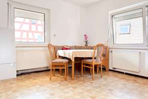 Mehrfamilienhaus mit 3 Wohneinheiten – Leerstehend & über 6 % Renditepotenzial – Die vollständige Adresse der Immobilie erhältst du vom Anbieter., 91575 Windsbach – Vorschaubild 12