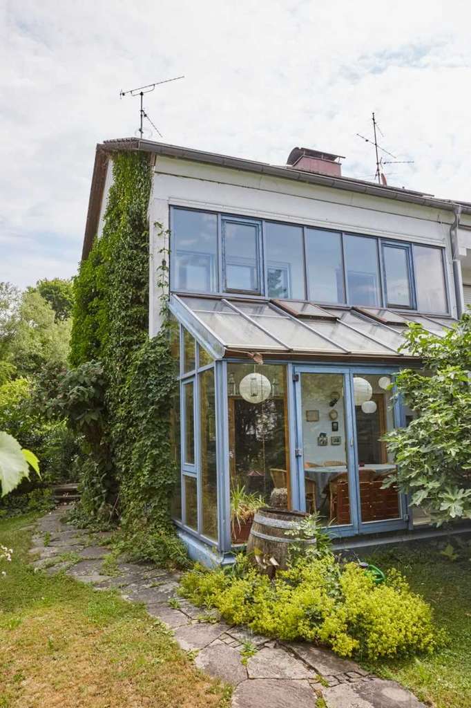 Immobilie in Gröbenzell - Autark leben, Energieeffizienz und Kinderfreundlichkeit ist hier großgeschrieben - Bild 2