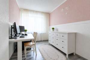Einziehen und wohlfühlen – Gepflegte Wohnung mit Balkon – Die vollständige Adresse der Immobilie erhältst du vom Anbieter., 45896 Hassel, Gelsenkirchen – Vorschaubild 4