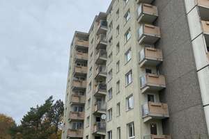 Kernsanierte 2-Zimmer mit Balkon und moderner Einbauküche – Gelbhofstr. 22, 81375 Neuhadern, München – Vorschaubild 1