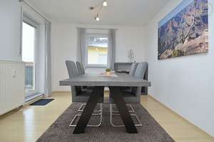 Hochwertig möblierte 4-Zimmer Wohnung mit Duplex Garage in Wiesbaden – Die vollständige Adresse der Immobilie erhältst du vom Anbieter., 65189 Südost, Wiesbaden – Vorschaubild 11