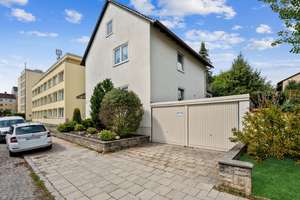 Charmantes, gepflegtes Mehrfamilienhaus mit 3 Parteien in ruhiger Lage von München-Ramersdorf – Die vollständige Adresse der Immobilie erhältst du vom Anbieter., 81669 Ramersdorf, München – Vorschaubild 2