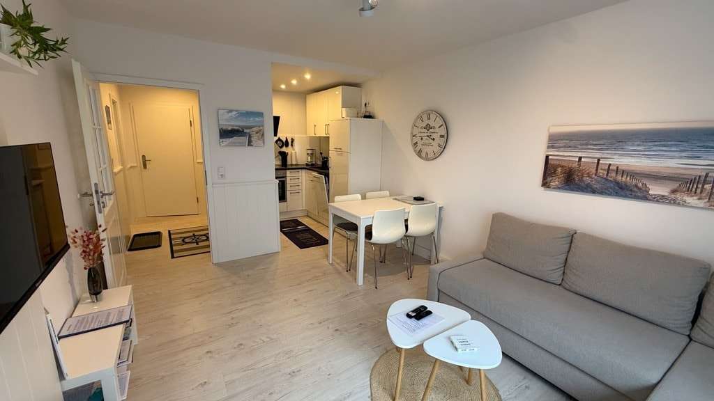 Immobilie in Glücksburg - Modernes Wohnjuwel in direkter Fördenähe! 2-Zimmer-Eigentumswohnung mit Balkon im 2. Obergeschoss - Bild 3