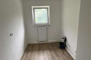 Nachmieter für schöne 3-Zimmer-Wohnung in Sossenheim gesucht! – Schaumburger Straße 92, 65936 Sossenheim, Frankfurt am Main – Vorschaubild 7