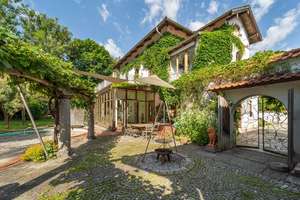 Prachtvolle Rarität und einmalige Schönheit! Villa im Toskana-Stil mit parkähnlicher Gartenanlage – Die vollständige Adresse der Immobilie erhältst du vom Anbieter., 84518 Garching an der Alz – Vorschaubild 8