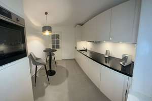 Exklusive, neuwertige Wohnung mit Garten und Designer Einbauküche in Hamburg Harvestehude  – Helene-Lange-Straße 5, 20144 Harvestehude, Hamburg – Vorschaubild 7